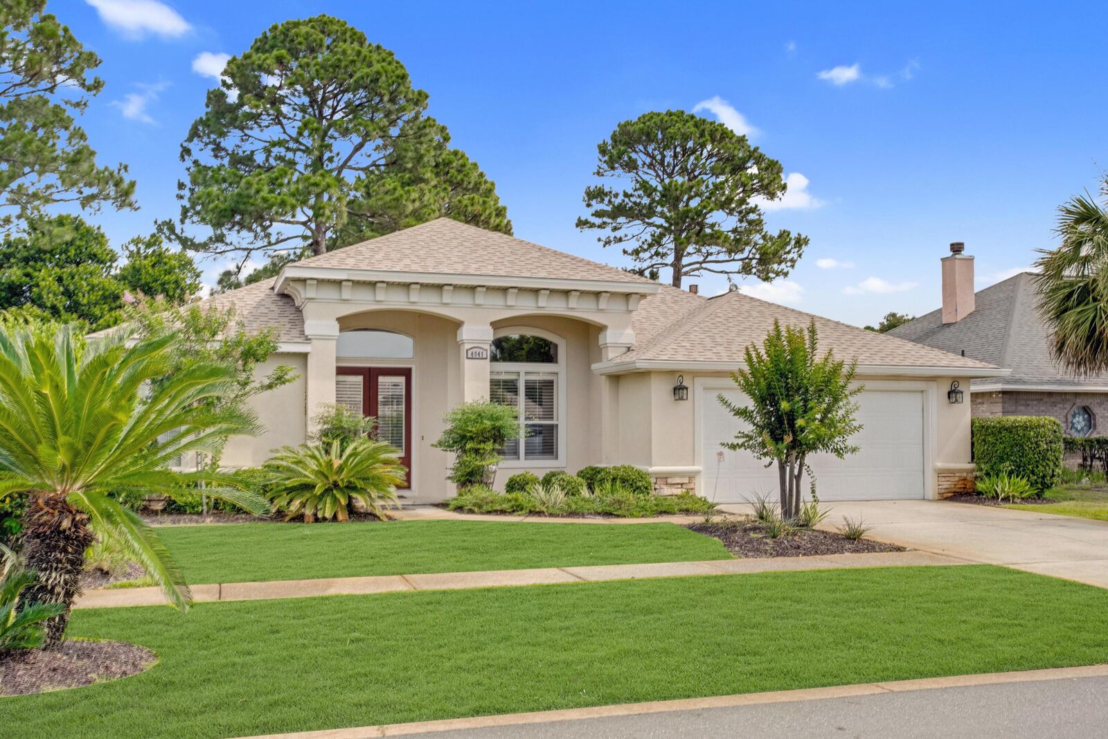 Property Photo: 4041 Drifting Sand Trail FL 32541