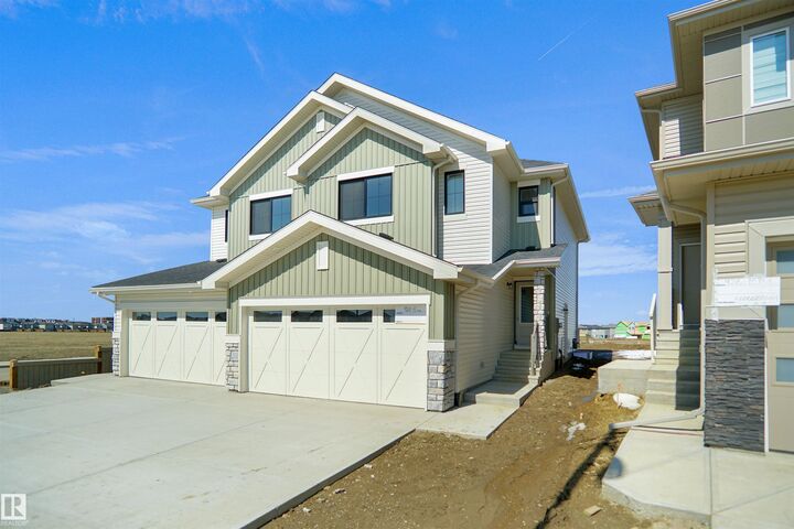Property Photo: 4383 Clayton Way SW AB T6W 5Z4