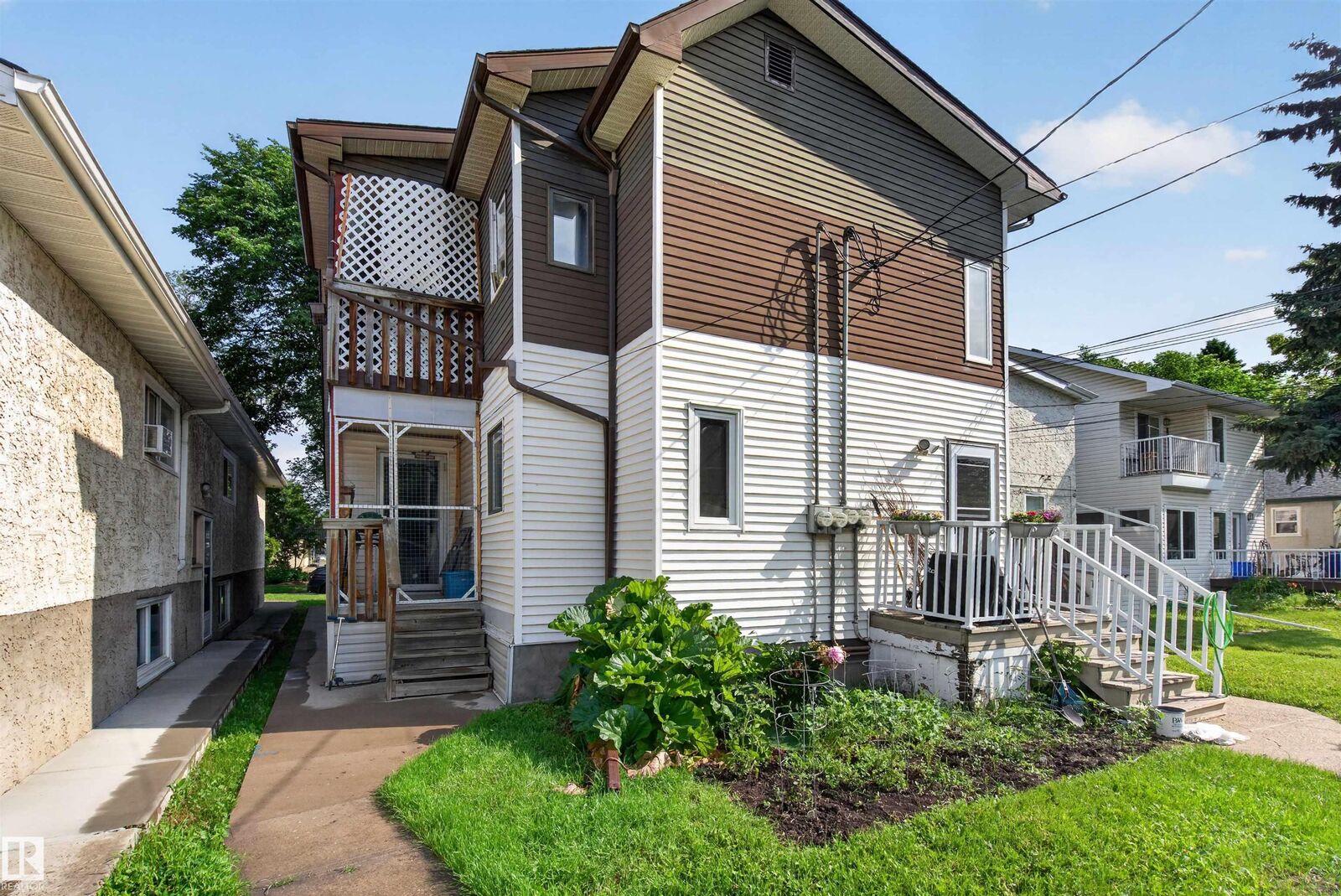 Property Photo: 10831 80 Avenue NW AB T6E 1V9