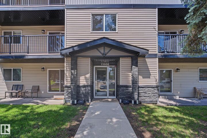 Property Photo: 11608 28 Avenue NW 6E AB T6J 4E3
