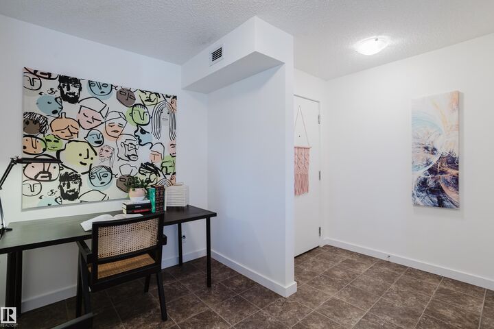 Property Photo: 5804 Mullen Place NW 319 AB T6R 0W3