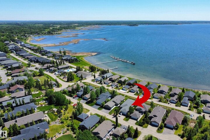 Property Photo: 55101 Ste. Anne Trail 321 AB T0E 1A1