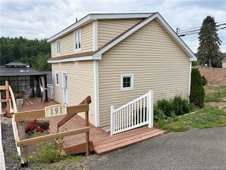 Property Photo: 191 Renfrew NB E8C 2J3