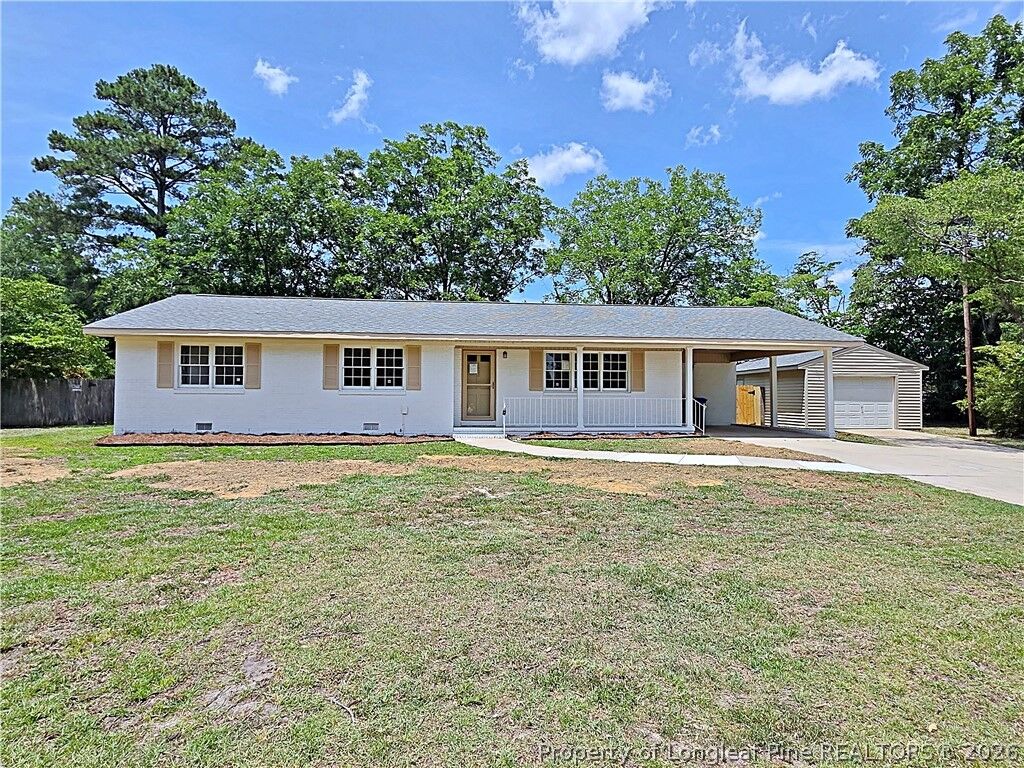 Property Photo:  1602 Ferndell Drive  NC 28314 