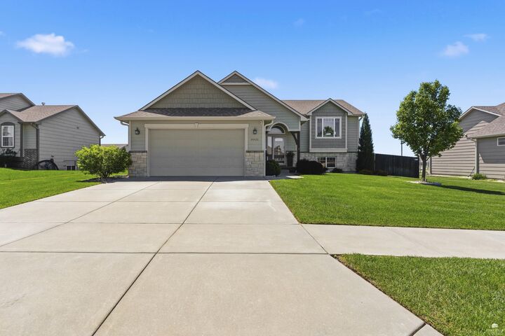 Property Photo: 9931 Lavender Lane KS 66502