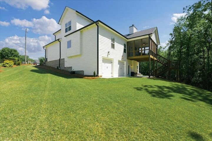 Property Photo:  110 Emily Court  GA 30117 