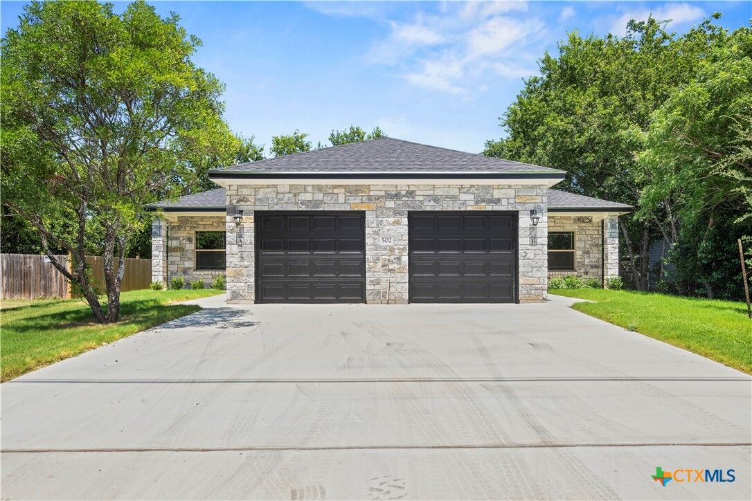 Property Photo: 502 S Harley Drive TX 76548