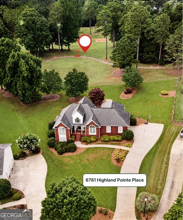 Property Photo: 6781 Highland Pointe Place GA 30656