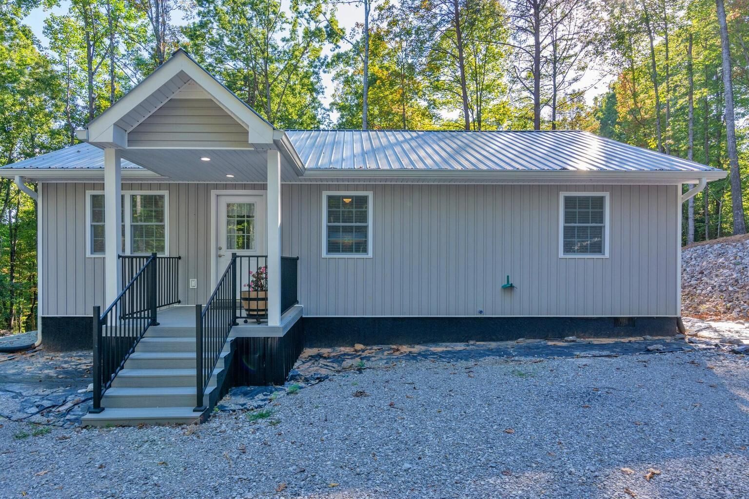 Property Photo:  890 Lee Station Mtn Road  TN 37367 