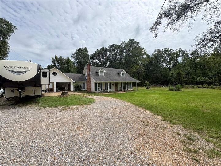 Property Photo: 48 Aycock Road LA 71328