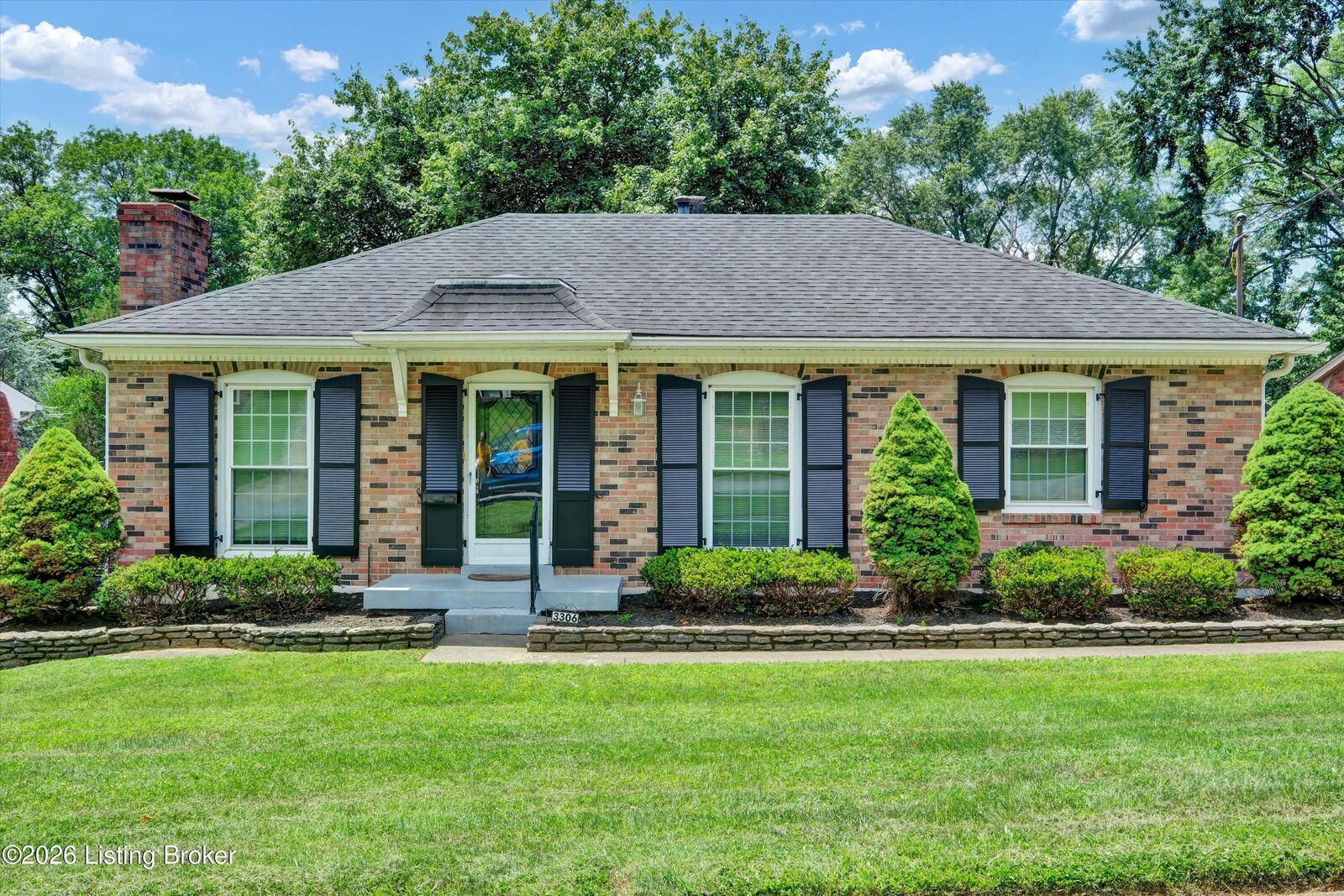 Property Photo:  3306 Mid Dale Ln  KY 40220 