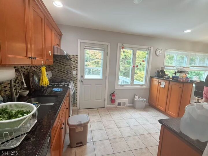 Property Photo:  44 Fellswood Dr  NJ 07039 
