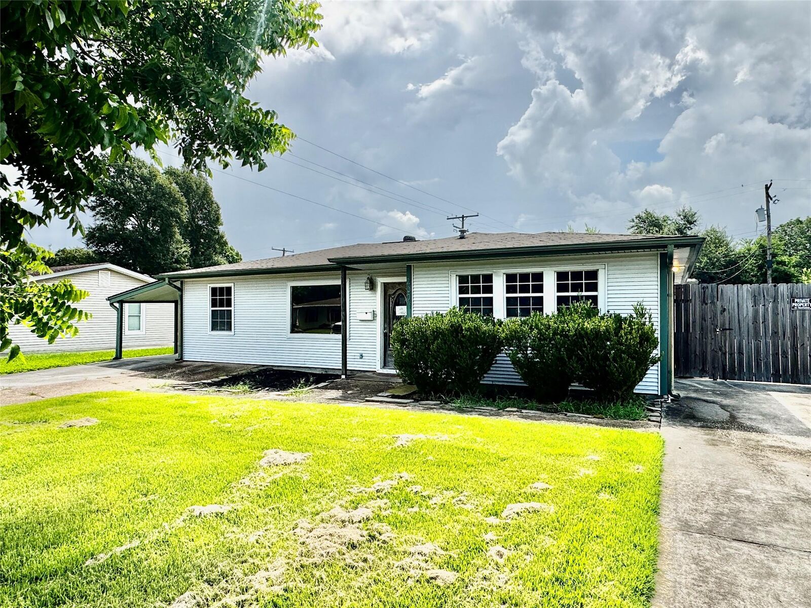 Property Photo:  2301 7th Street  TX 77651 