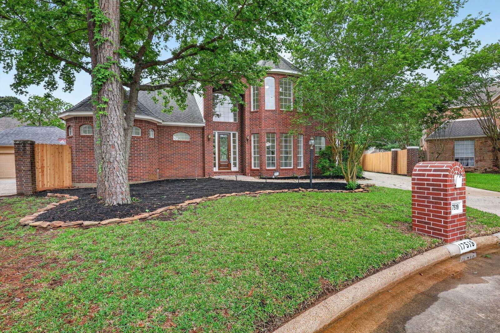 Property Photo: 17519 Shelburne Lane TX 77379