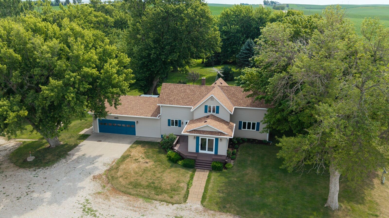 Property Photo: 1267 110th Street IA 51455