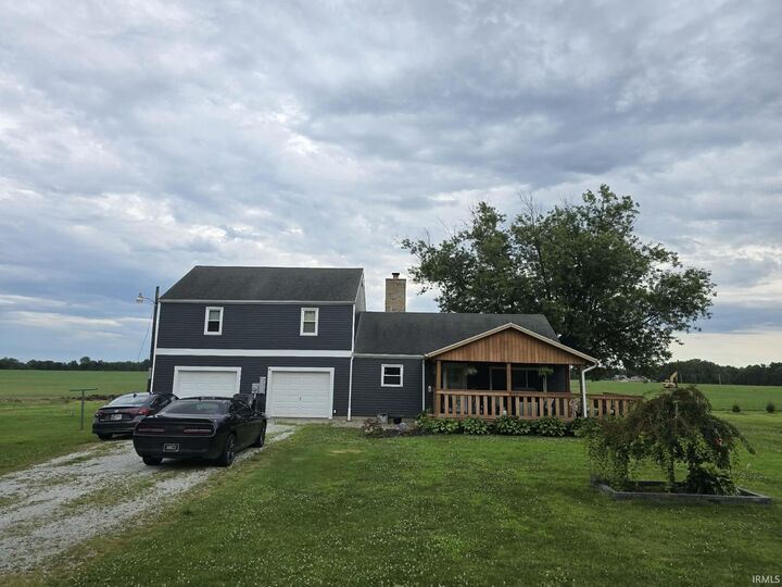 Property Photo:  2824 W 600 N  IN 47348 