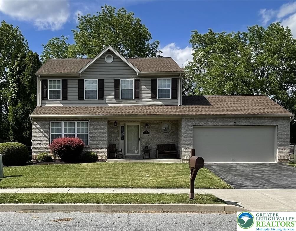Property Photo: 71 Penns Grant Drive PA 18045