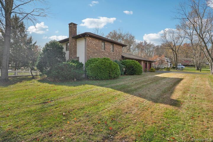 Property Photo:  24 Brenda Lane  NY 10954 