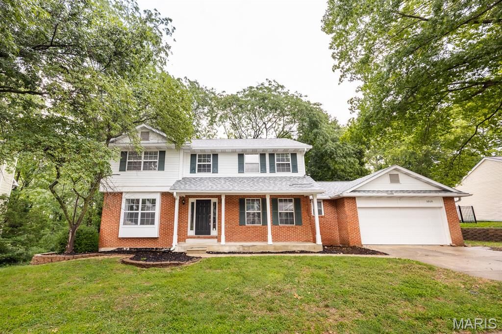 Property Photo:  1010 Woods Way  IL 62269 