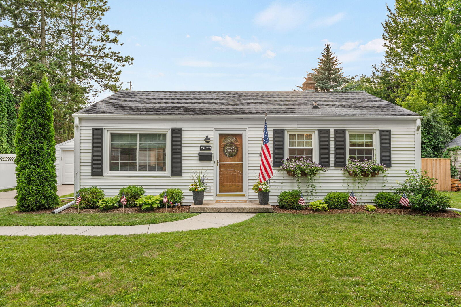 Property Photo: W59n777 Highwood Dr WI 53012