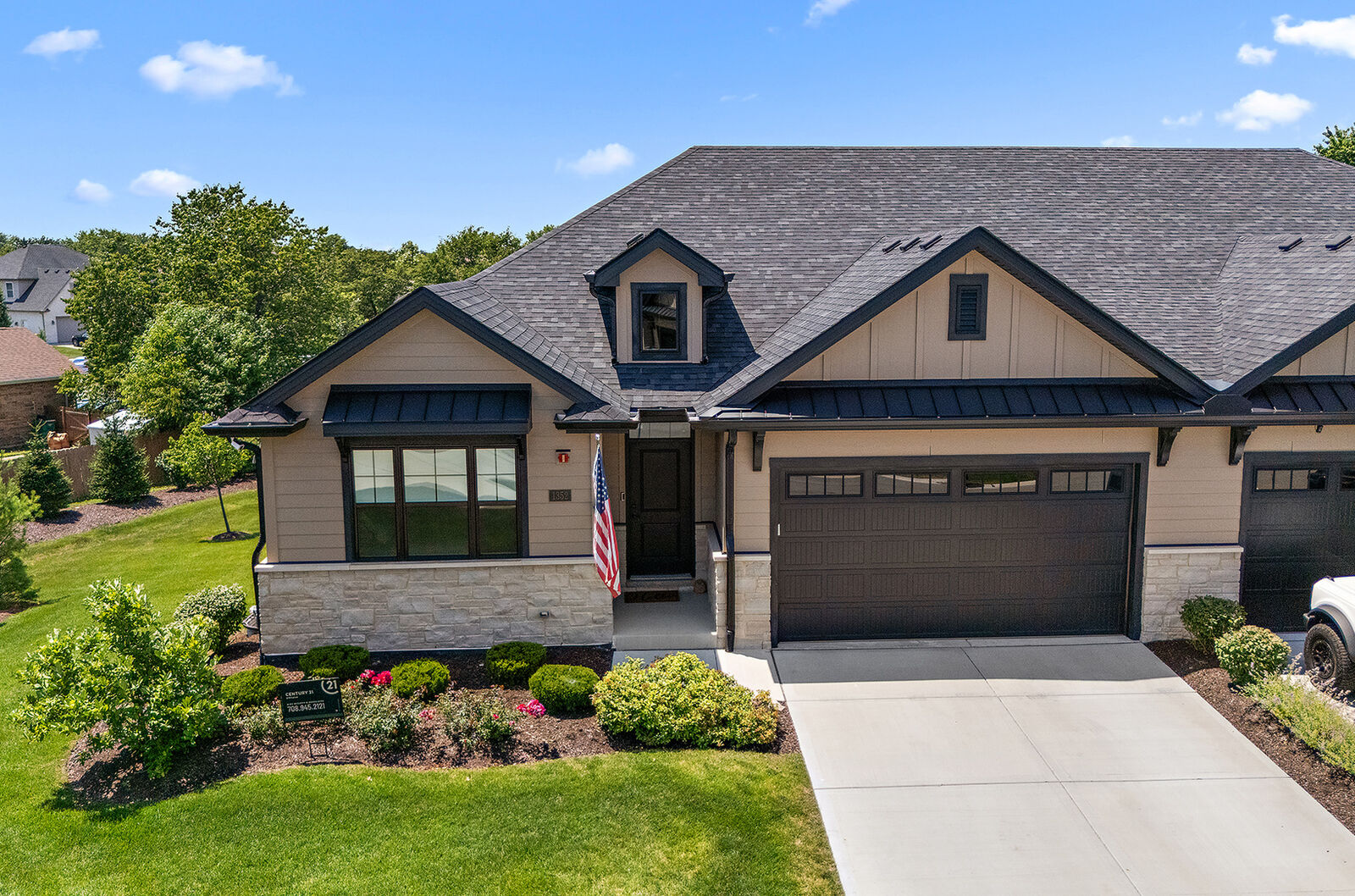 Property Photo: 1352 Lacoma Court IL 60441