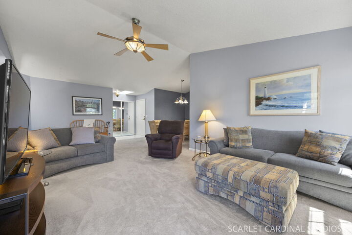 Property Photo: 594 Elizabeth Drive D IL 60191