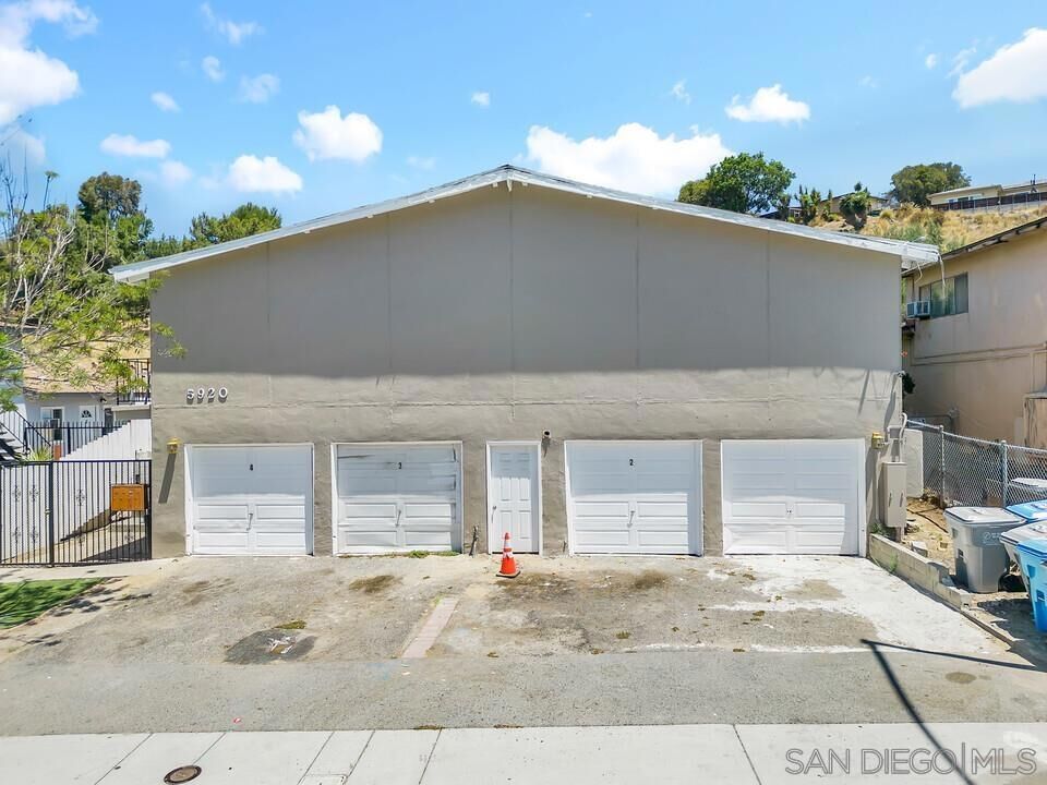 Property Photo: 5920 Streamview Dr CA 92105