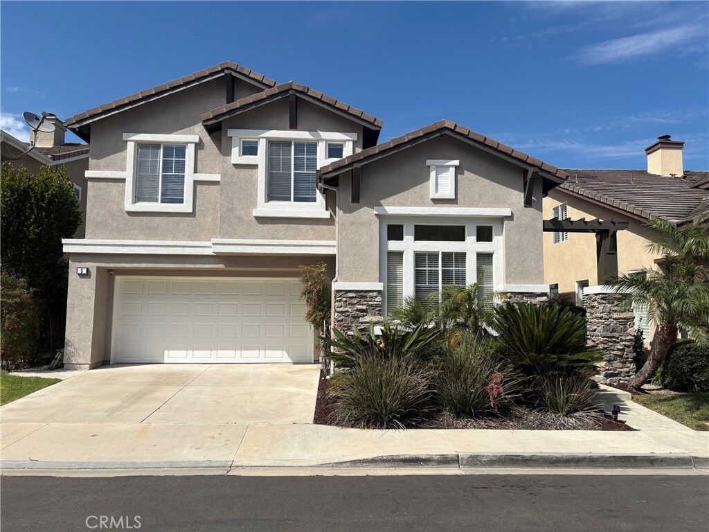 Property Photo: 5 Duray Court CA 92656
