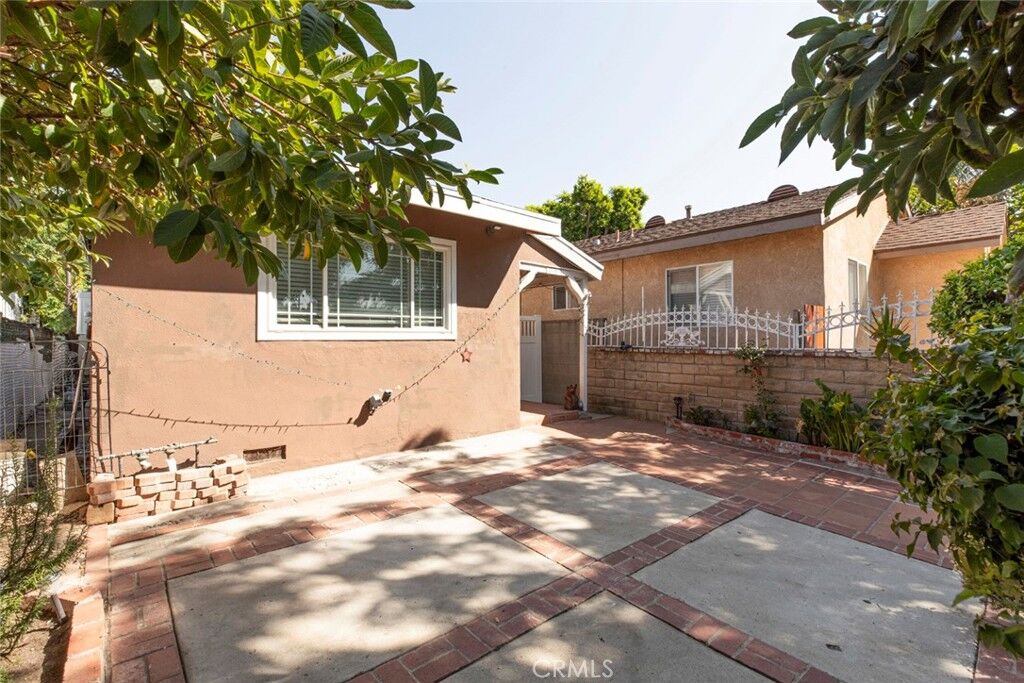 Property Photo: 13158 Carl CA 91331