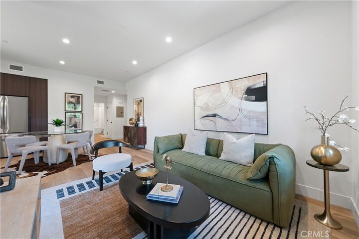 Property Photo: 150 Oak Knoll Ave 103 CA 91101