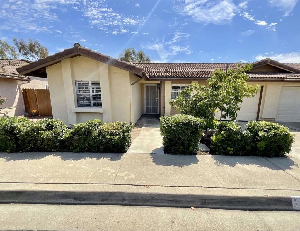 Property Photo:  1247 Sundown  CA 92026 