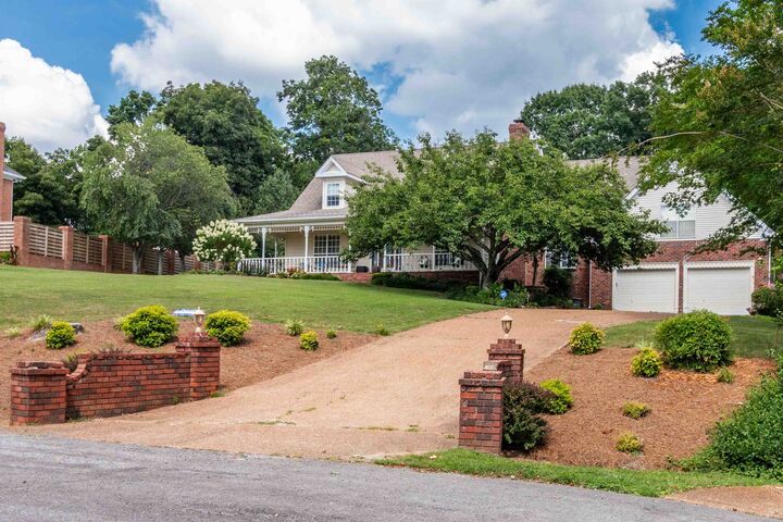 Property Photo: 133 Baldridge Dr TN 37048