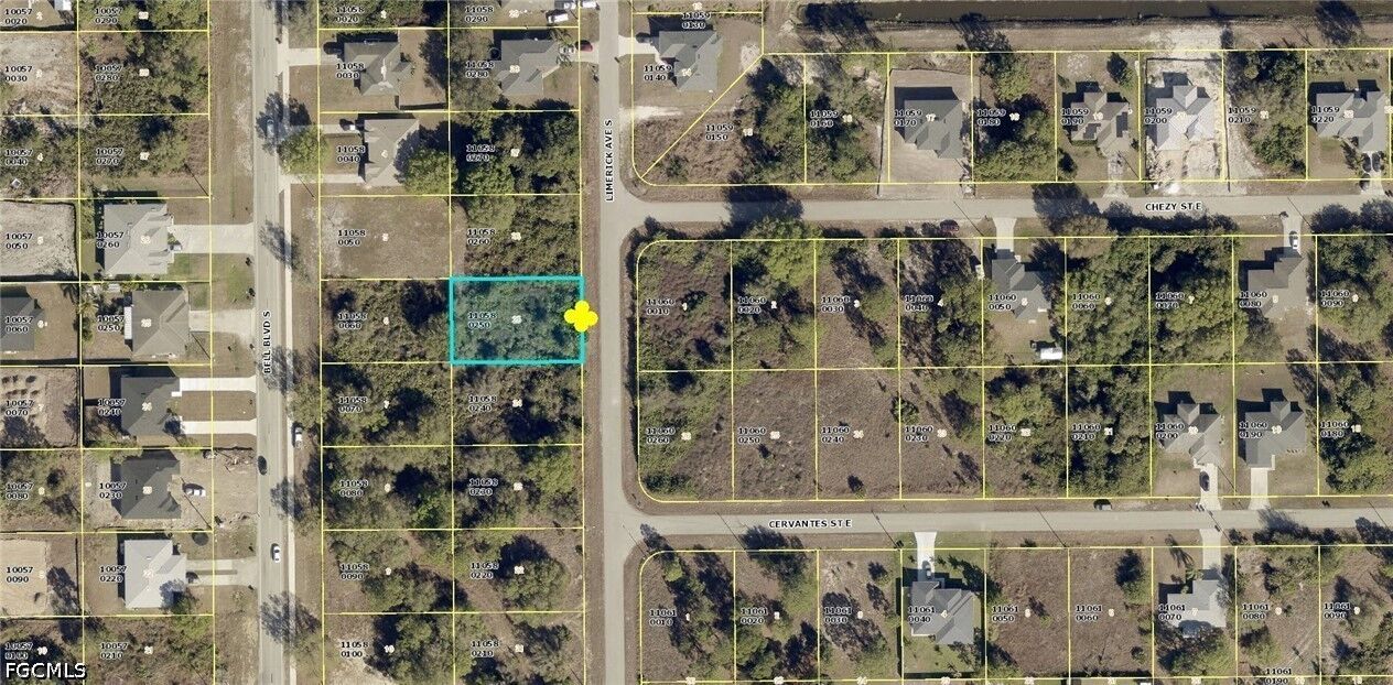 Property Photo: 428 Limerick Avenue S FL 33974
