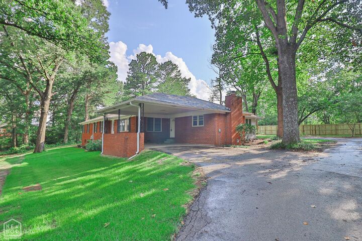Property Photo:  2711 Wood Street  AR 72401 