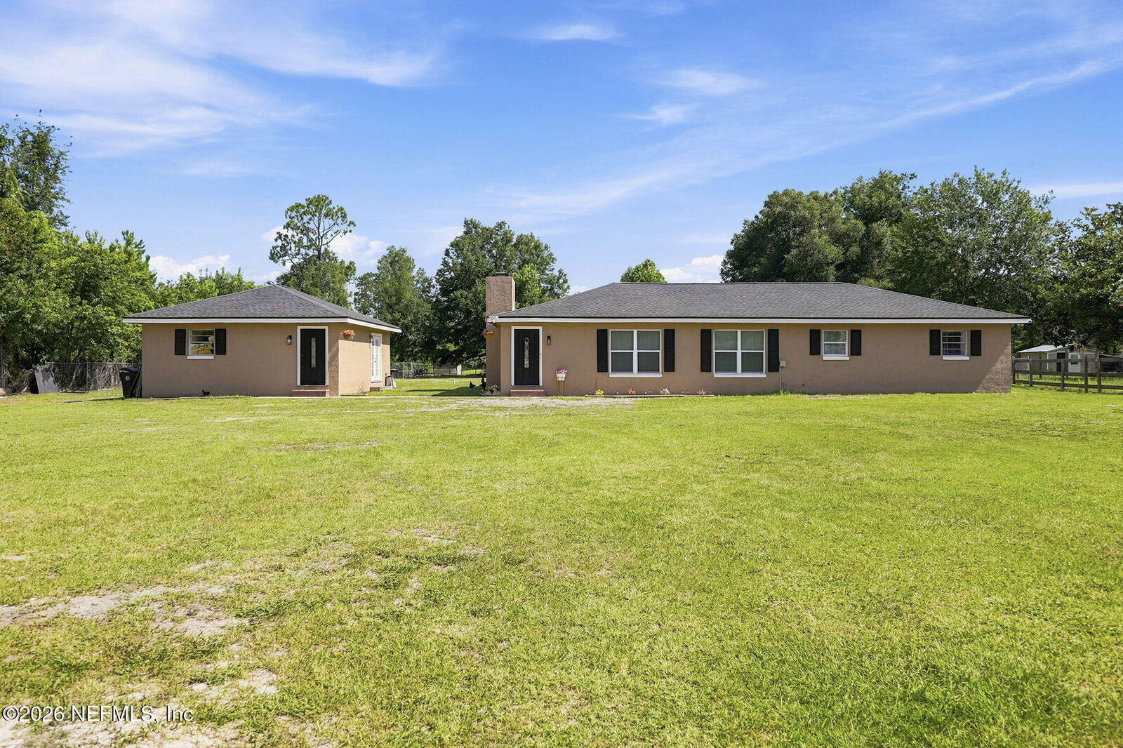 Property Photo: 5684 Maverick Road FL 32068