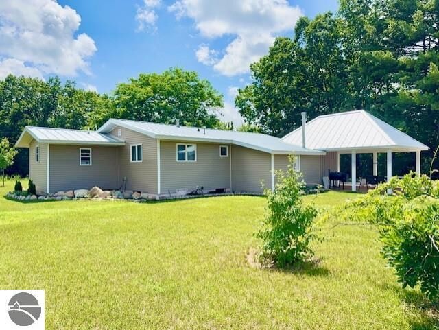 Property Photo: 4721 E Sidney Road MI 48888