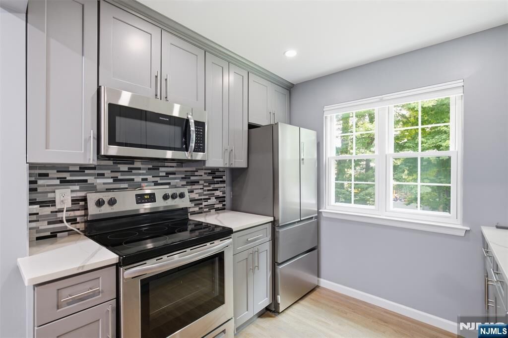 Property Photo: 41 N Franklin Turnpike L NJ 07446