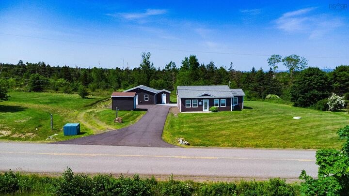 Property Photo: 112 North Range Cross Road NS B0W 1H0