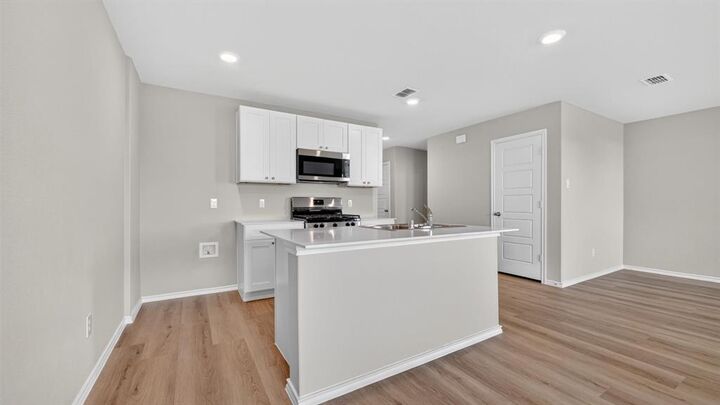 Property Photo: 16788 Laguna Vista Street TX 76247