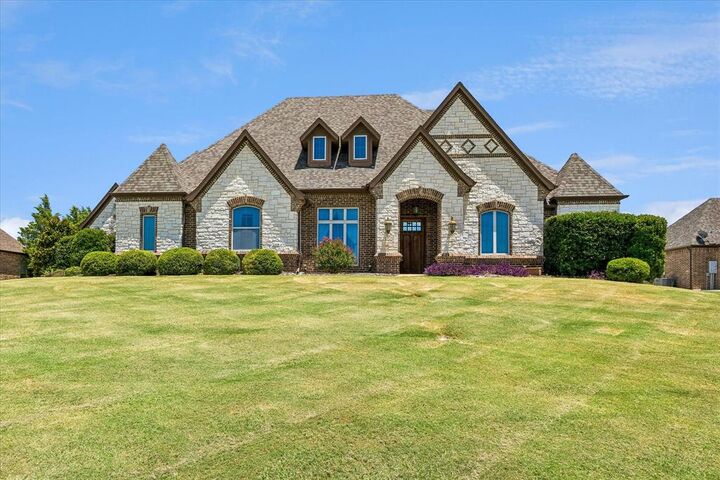 Property Photo:  12076 Noelle Way  TX 76179 