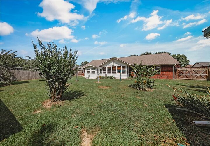 Property Photo:  2102 K Street  AR 72758 