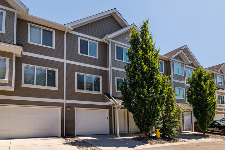 600 Sherwood Road 54 — photo 1