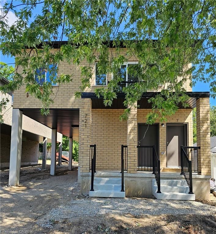 Property Photo: 721 Dolph Street N 1 ON N2H 5A1