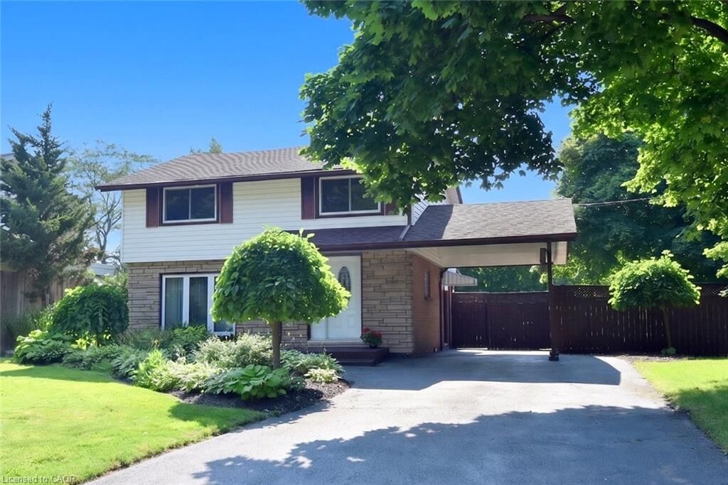 Property Photo:  2 Price Avenue  ON L9C 1K3 