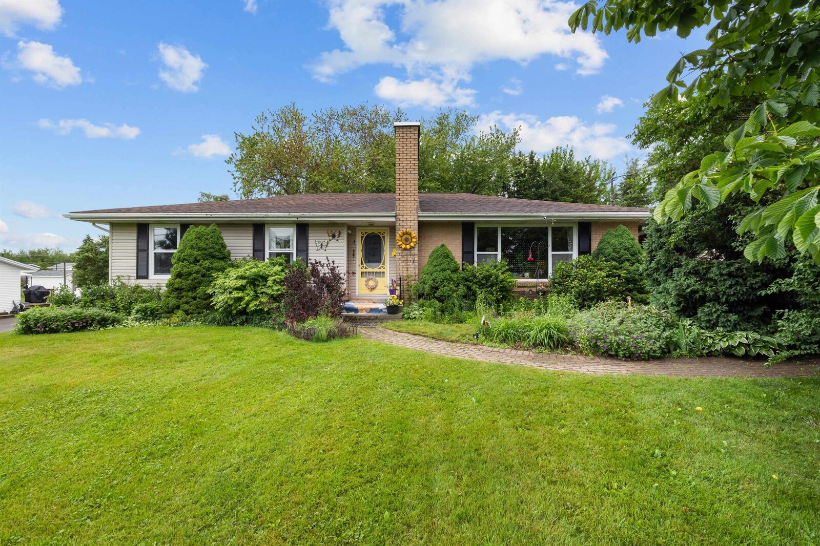 Property Photo:  3 Pamwayne Drive  PE C0A 1H8 