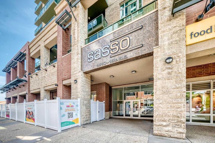 Property Photo: 1410 1 Street SE 1402 AB T2G 5T7