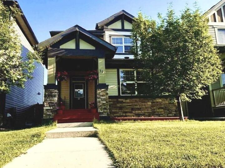 31 Skyview Springs Rise NE — photo 1