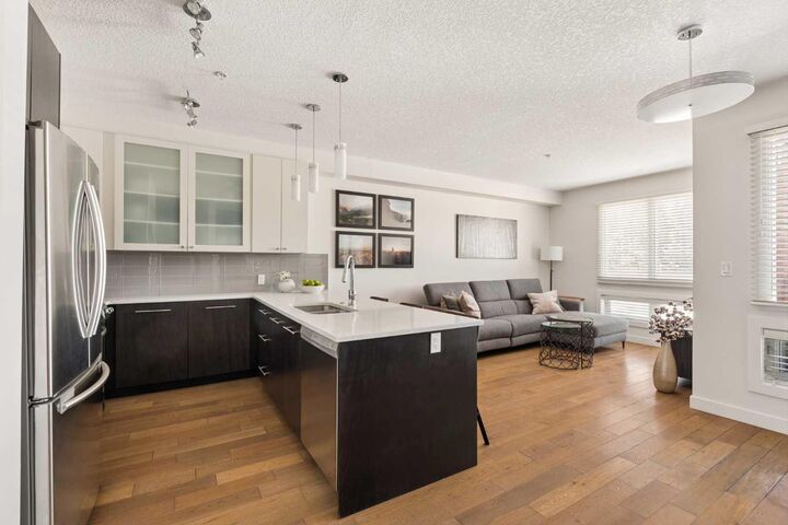 Property Photo:  836 Royal Avenue SW 404  AB T2T 0L3 