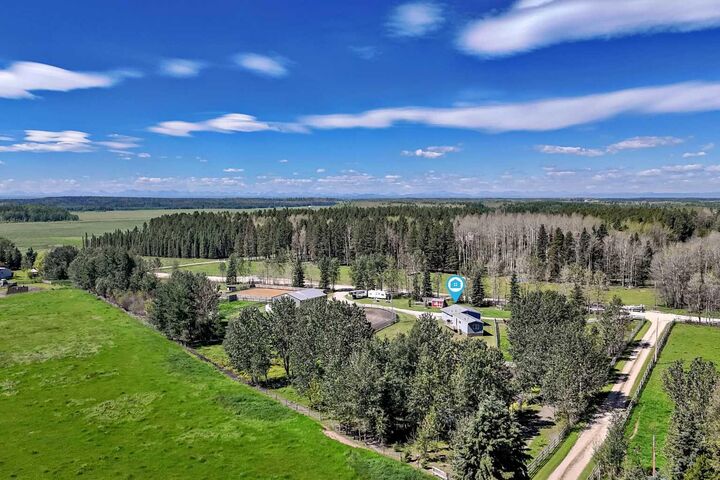Property Photo:  344035 Range Road 4-5 Rural Clearwater County  AB T0M 1X0 