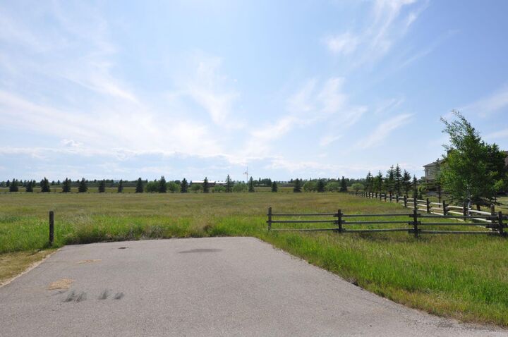 Property Photo:  306059 24 Street W  AB T0L 0X0 